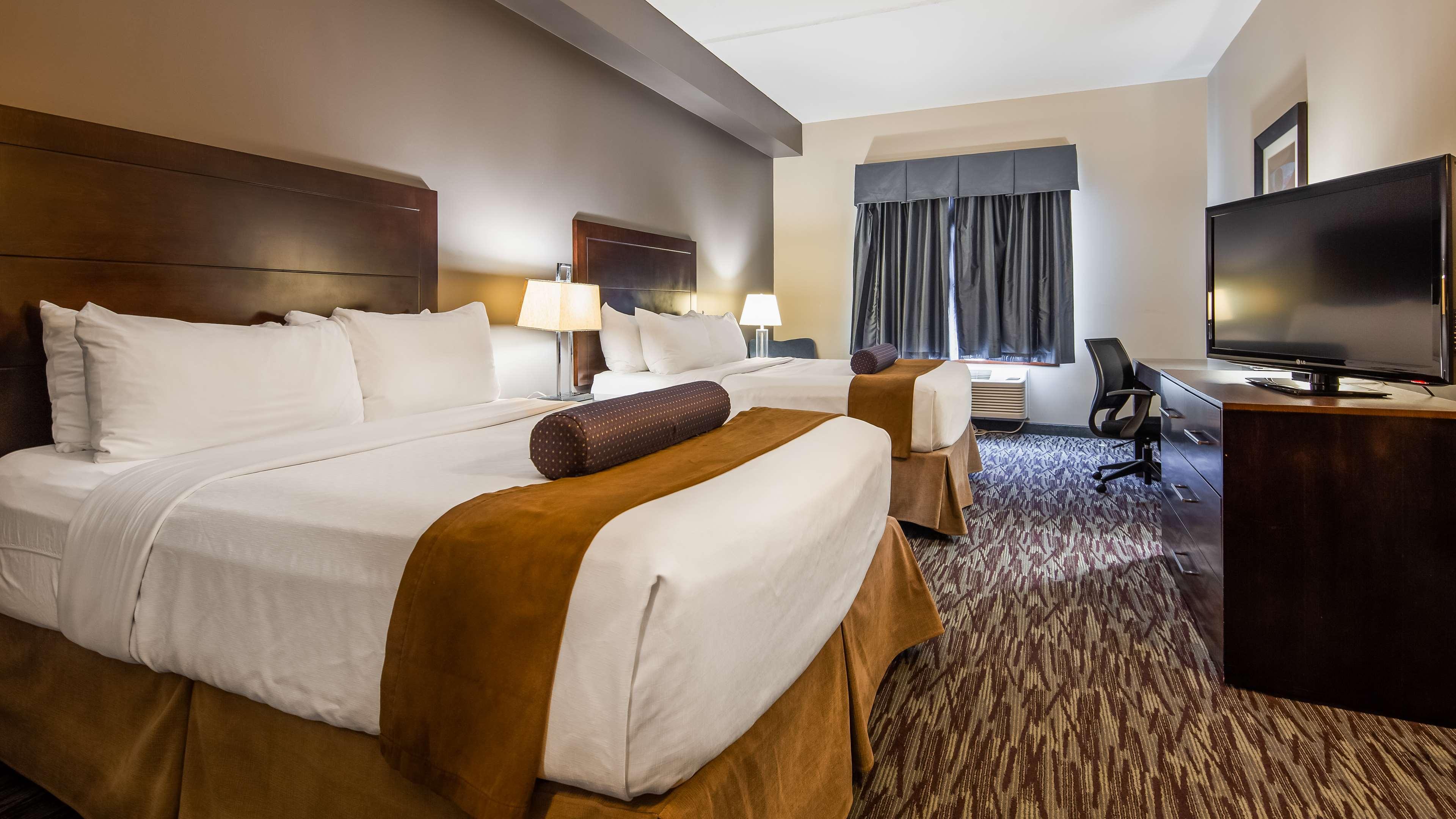 Best Western Plus Brandon Inn Exterior photo