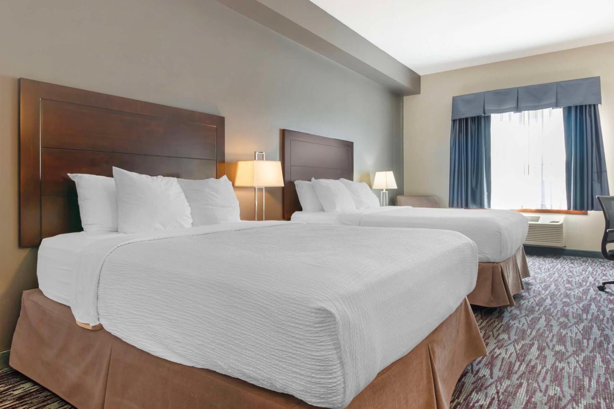 Best Western Plus Brandon Inn Exterior photo